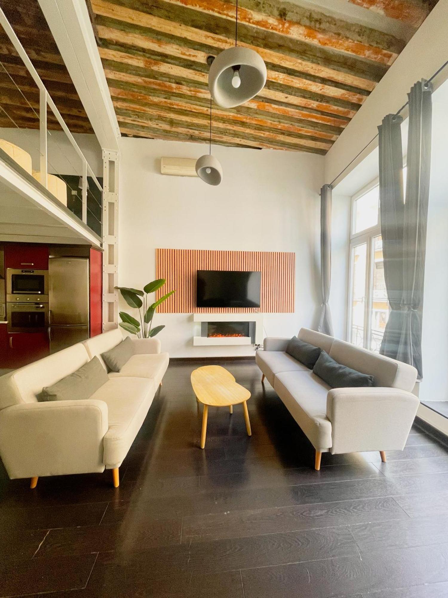 Carretas Duplex Exterior Derecha Apartment Madrid Ngoại thất bức ảnh